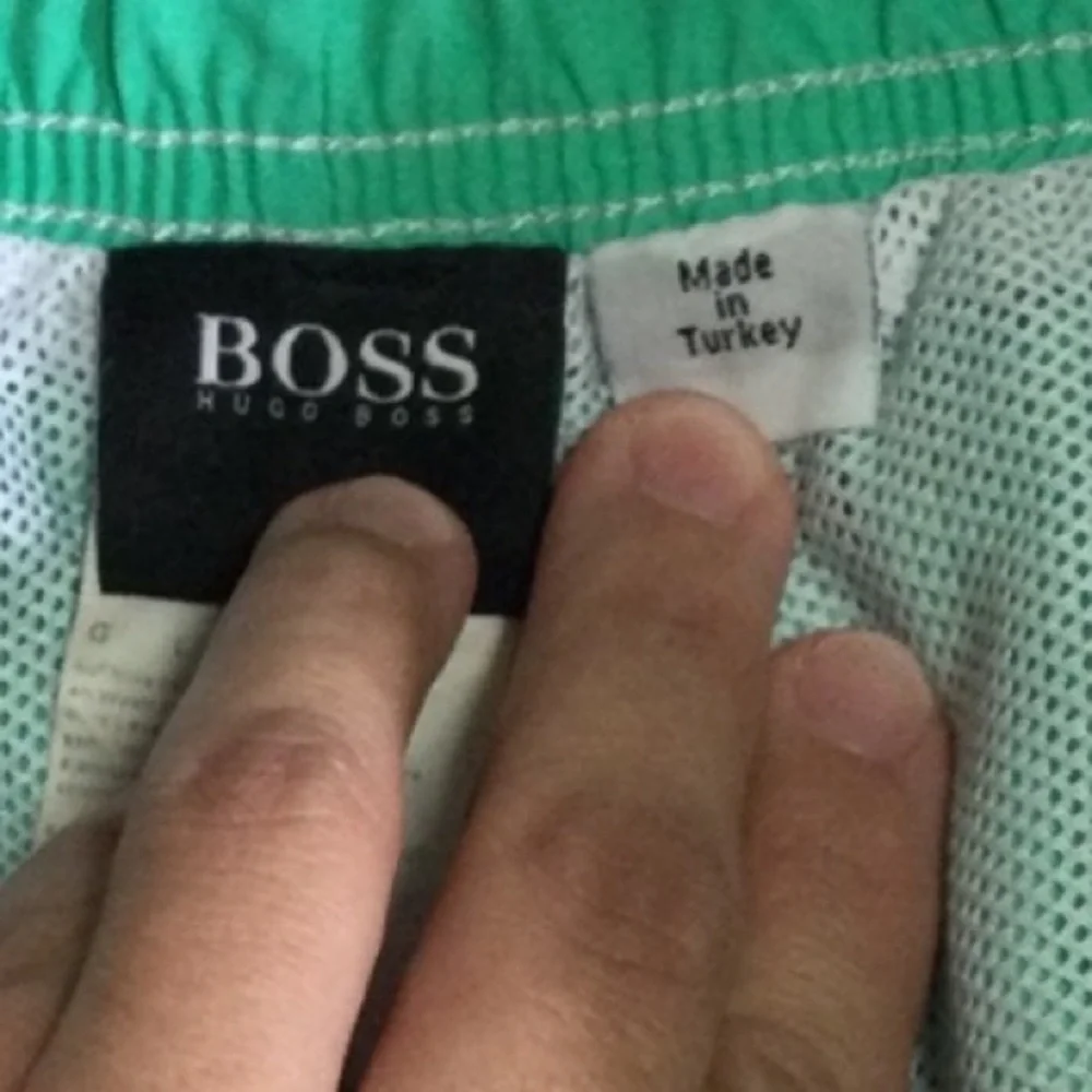 Hugo Boss Trunks Large - Picture 6 of 9